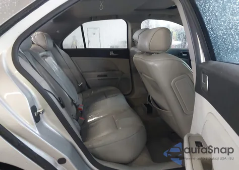 2008 Cadillac Sts V6 z USA, uszkodzony, nr VIN 1G6DW67VX80149292